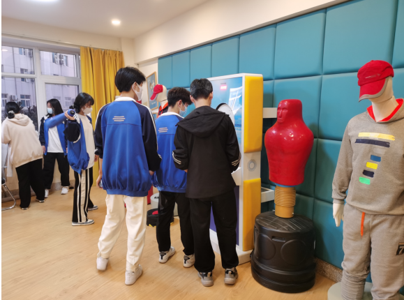 1666768409(1).png 1666768409(1).png