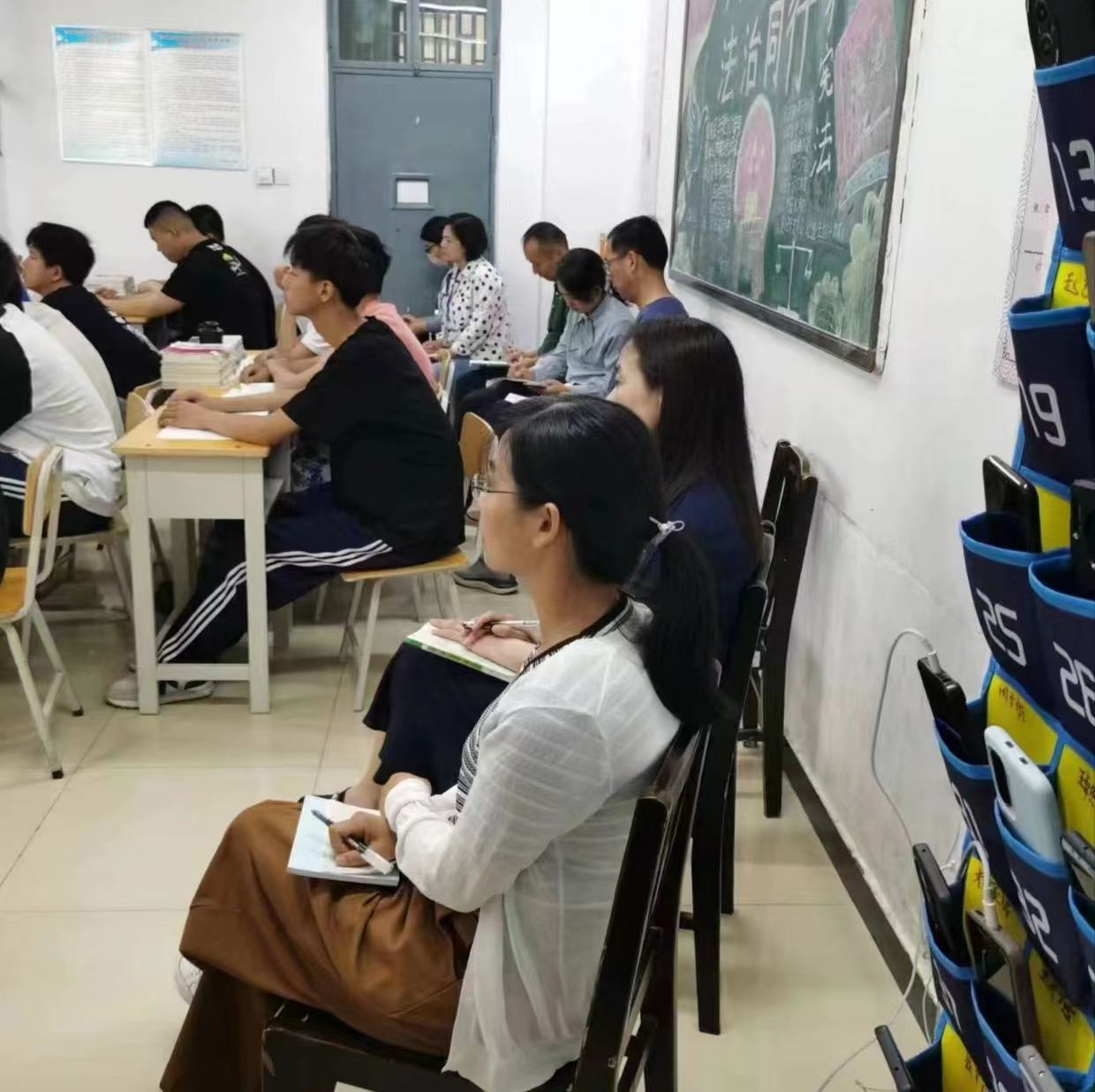 图片4.png 图片4.png