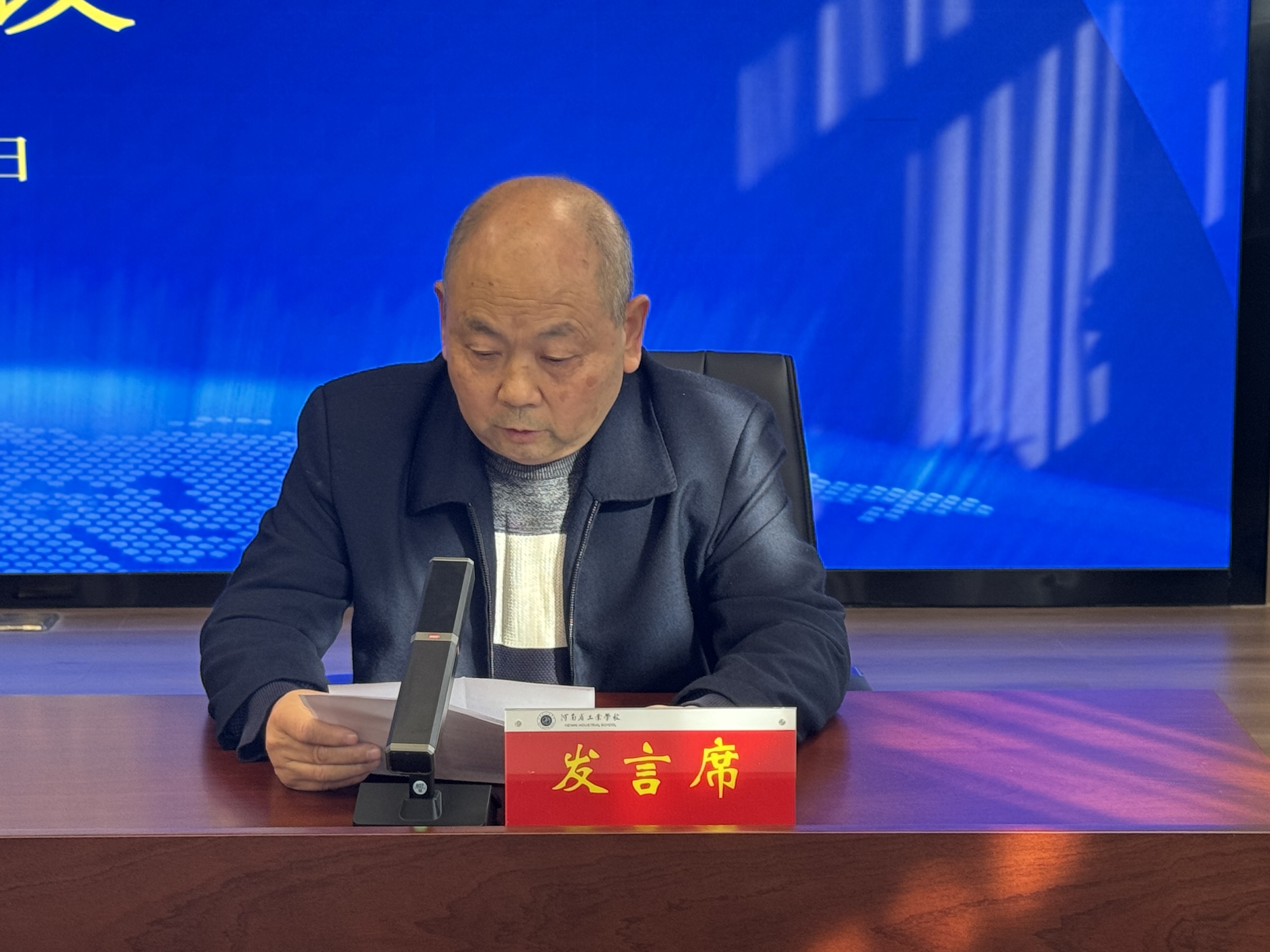 ba9138f9e75dc915fbeb23f892e5bd4.jpg ba9138f9e75dc915fbeb23f892e5bd4.jpg