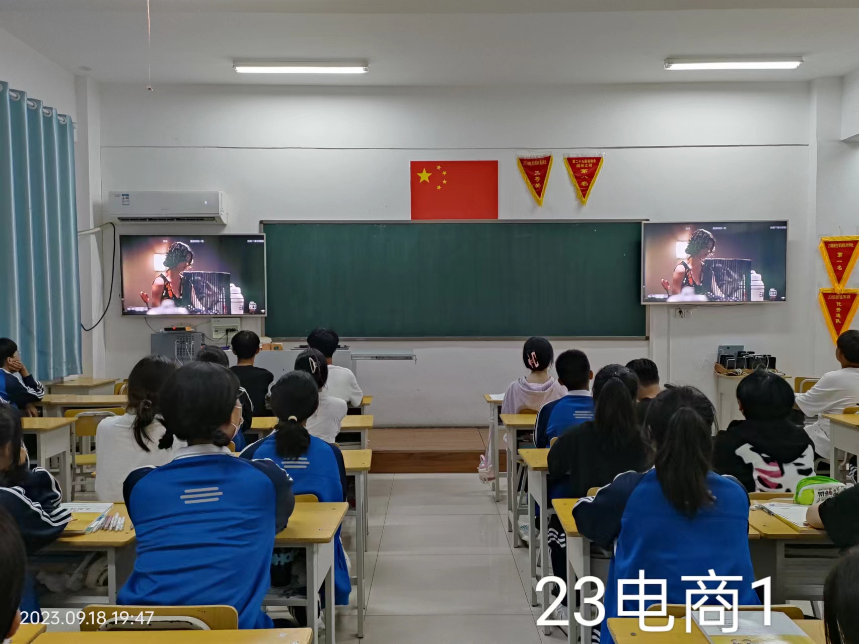 50f79ae9b6b270fd0a26d9d4aa219b1.jpg 50f79ae9b6b270fd0a26d9d4aa219b1.jpg